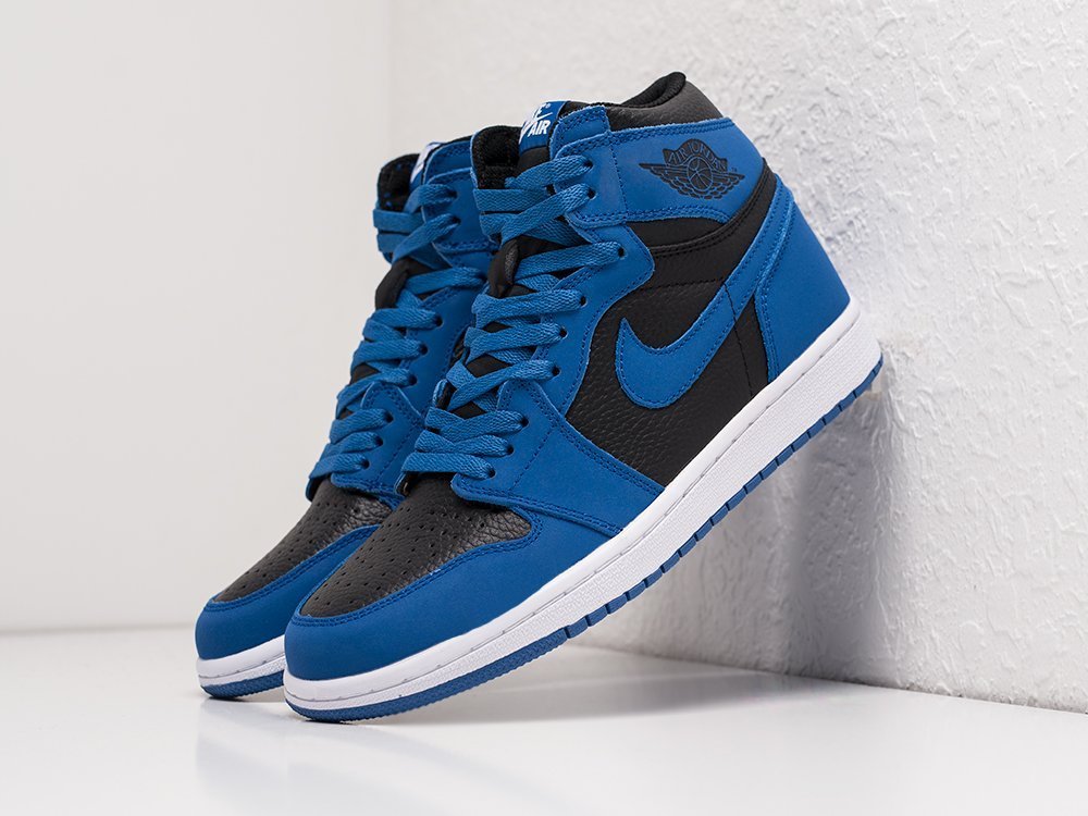 Nike air jordan on sale 1 black and blue