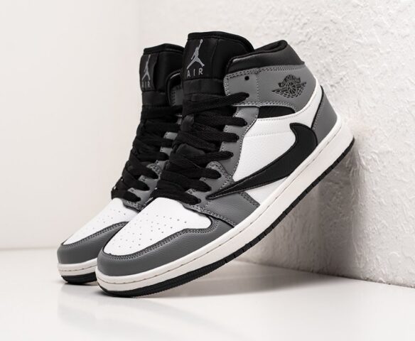 Nike Air Jordan 1 x Travis Scott grey. Вид 1