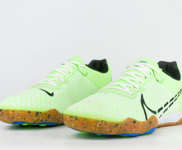 Футзалки Nike Reactgato IC Green. Вид 2