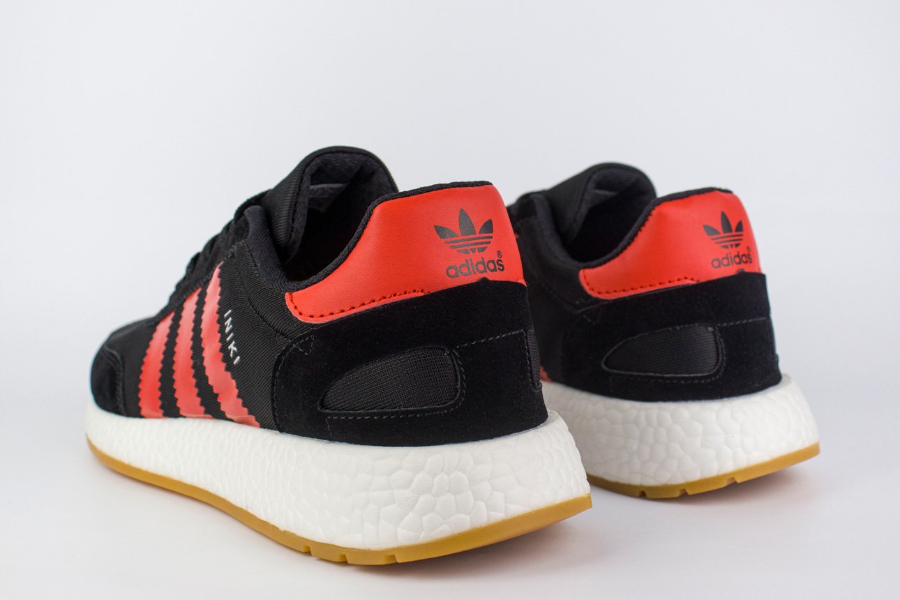 Adidas iniki black store red