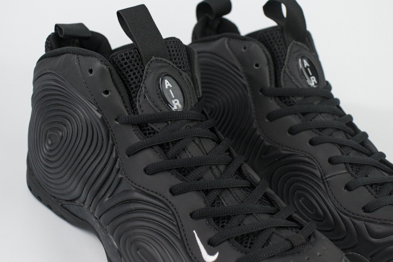 All black nike foamposite pro best sale