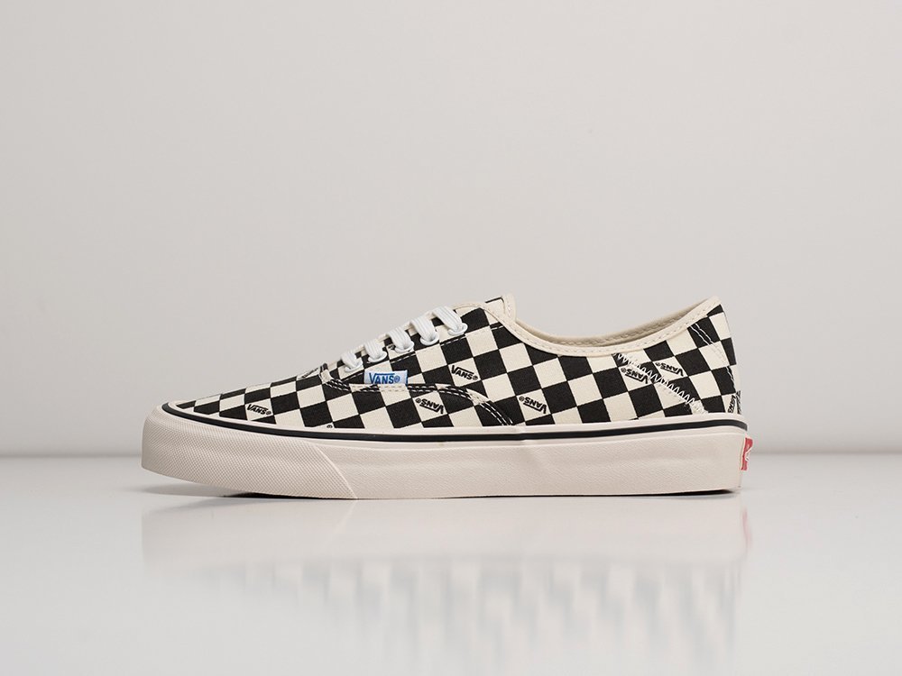 Vans era 2024