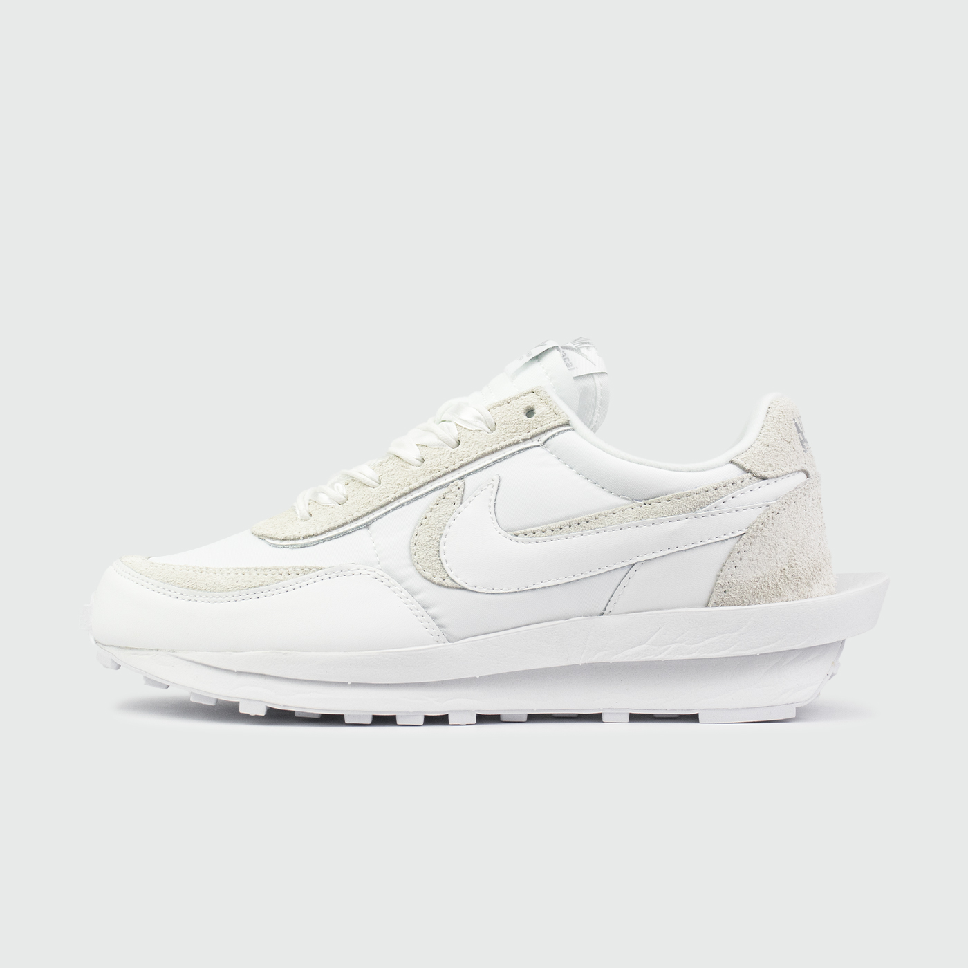 Nike Waffle Daybreak x SACAI White KEDRED