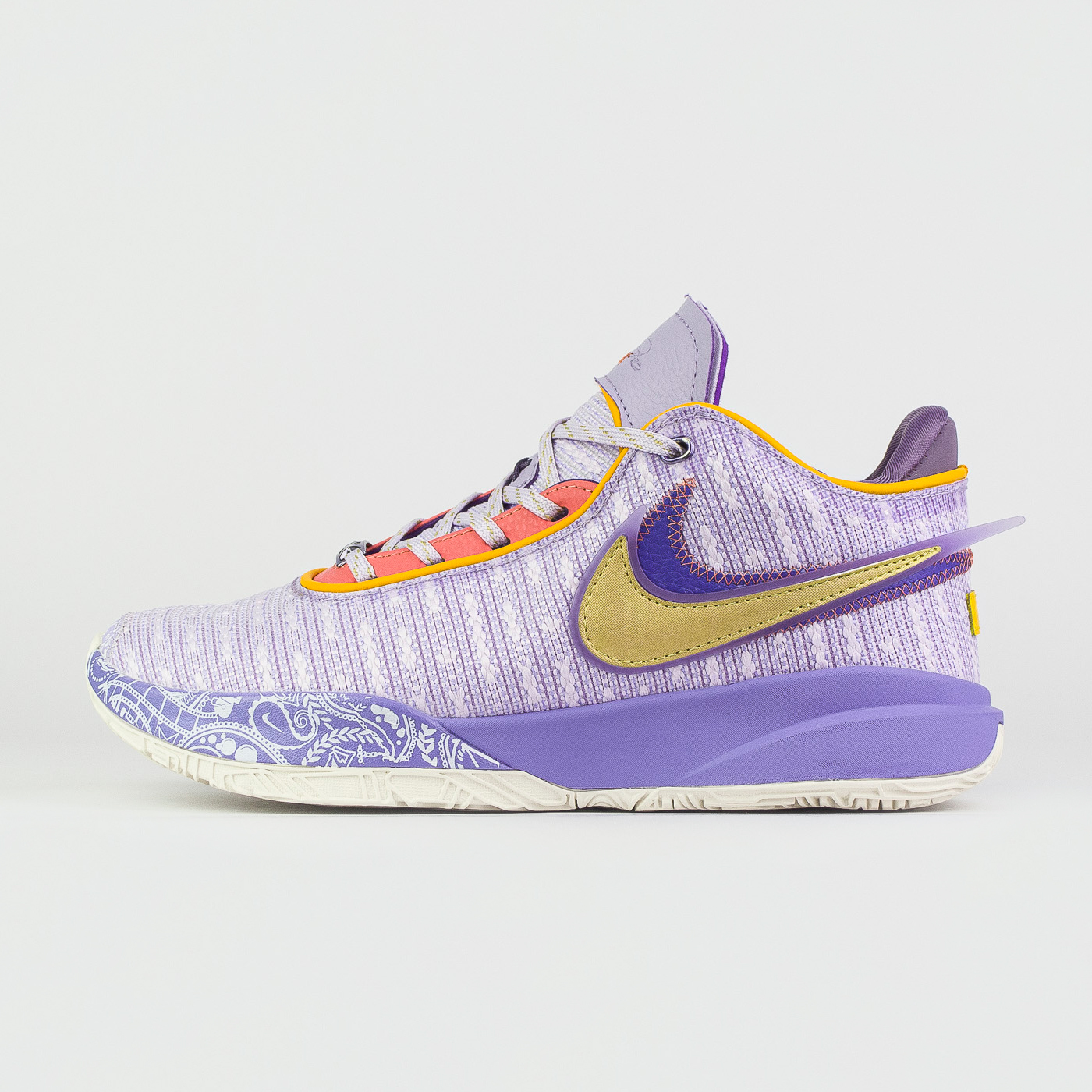 Lebron violet on sale