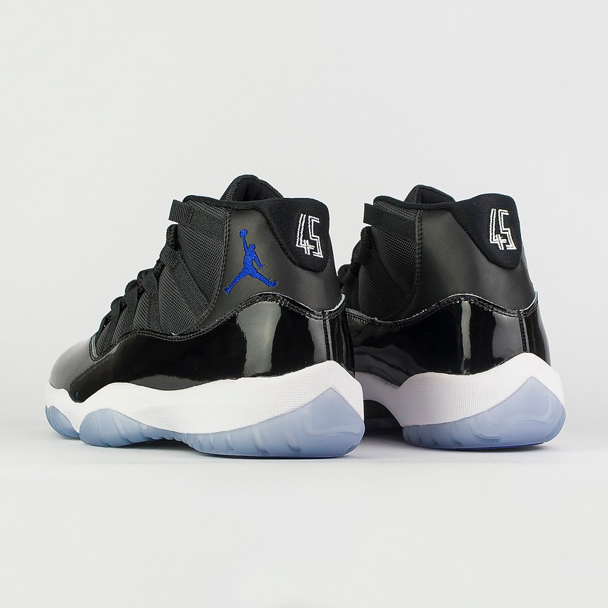 Aj11 space jam best sale