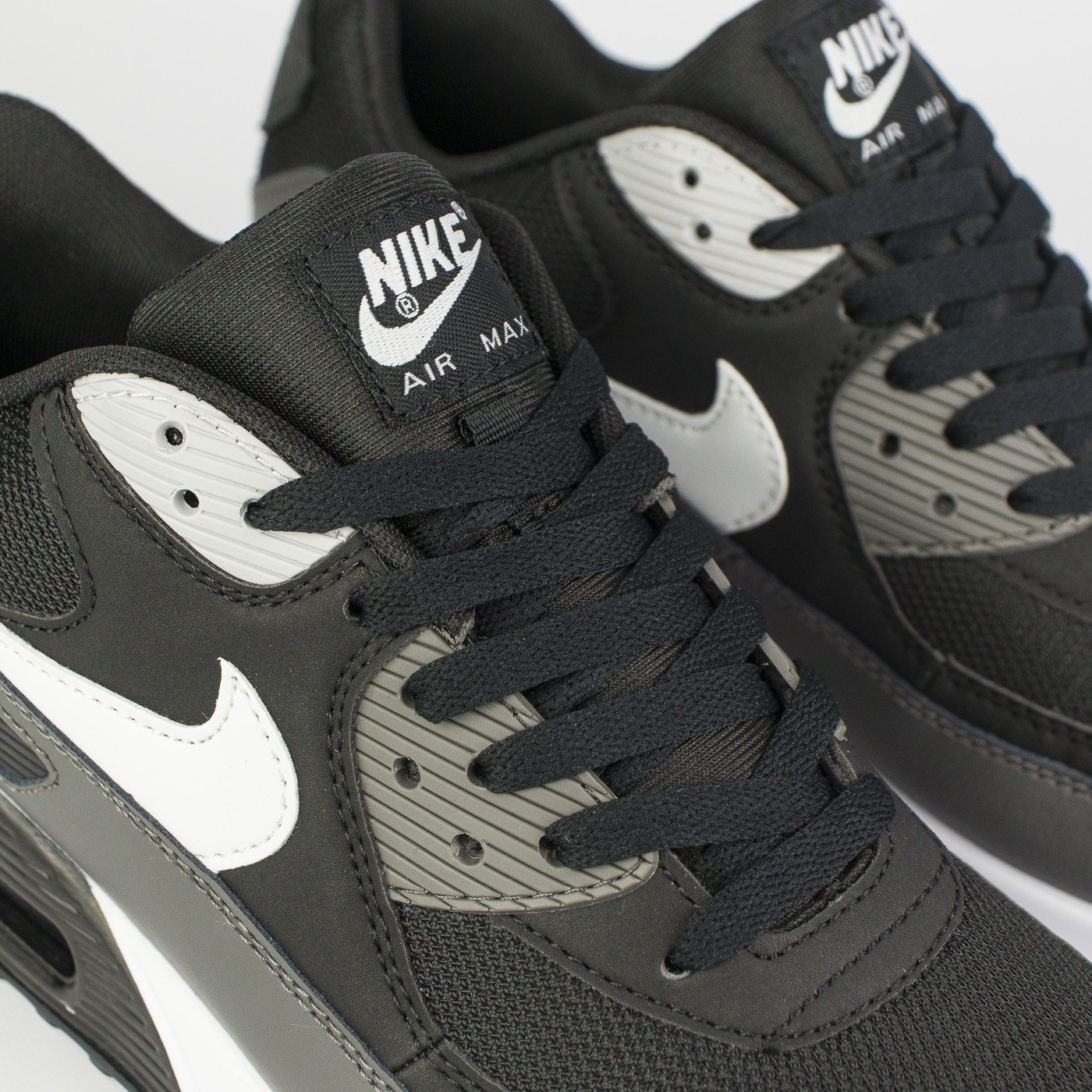 Nike air max shop 90 white grey black