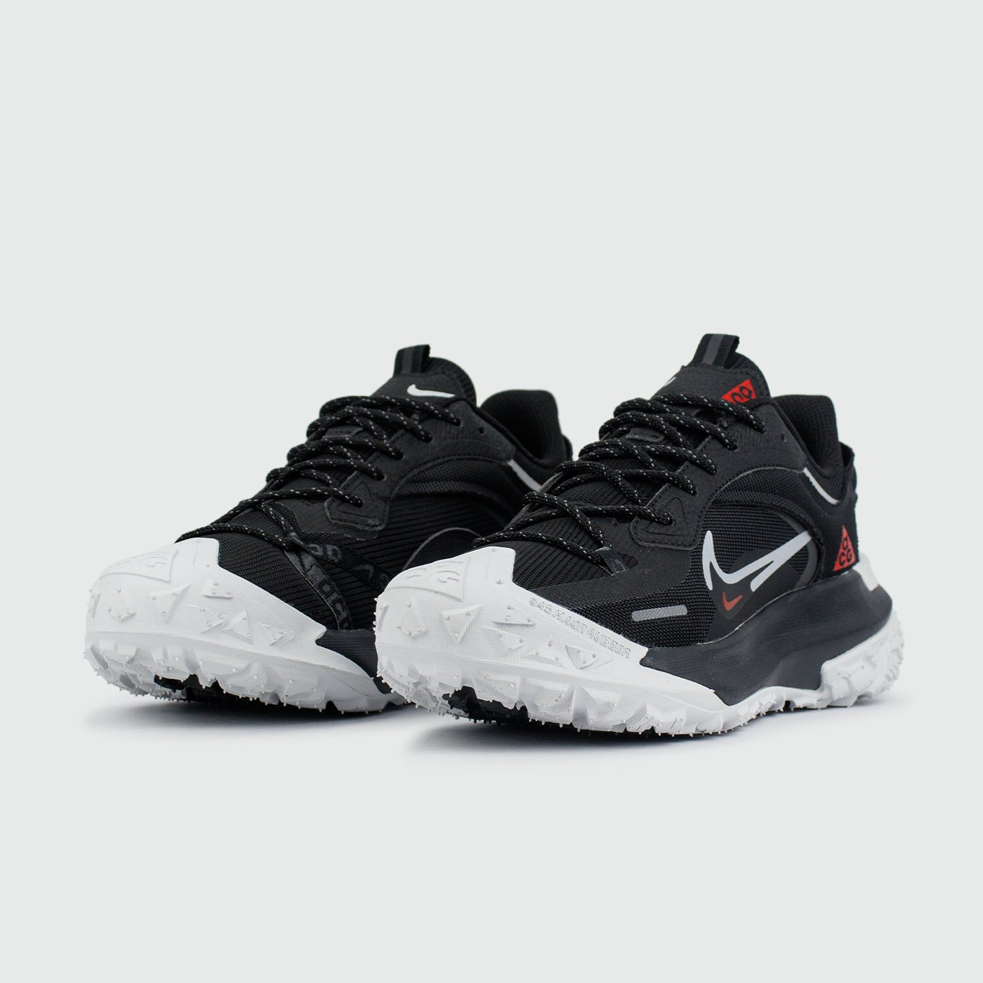 Fly low 2 nike acg