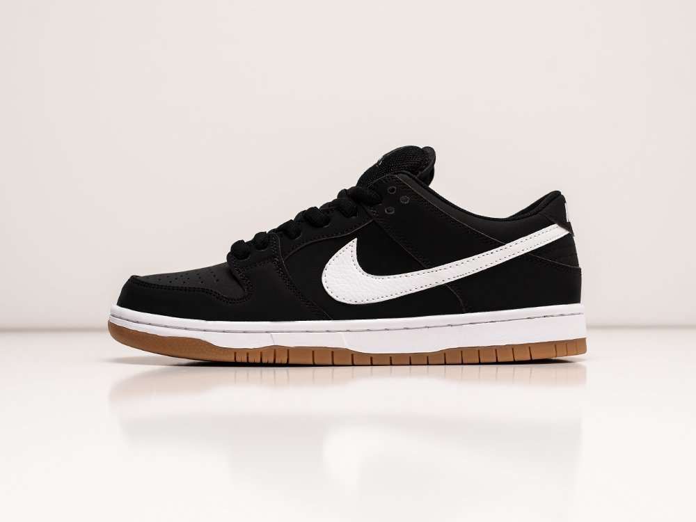 Nike dunks 2025 low black leather