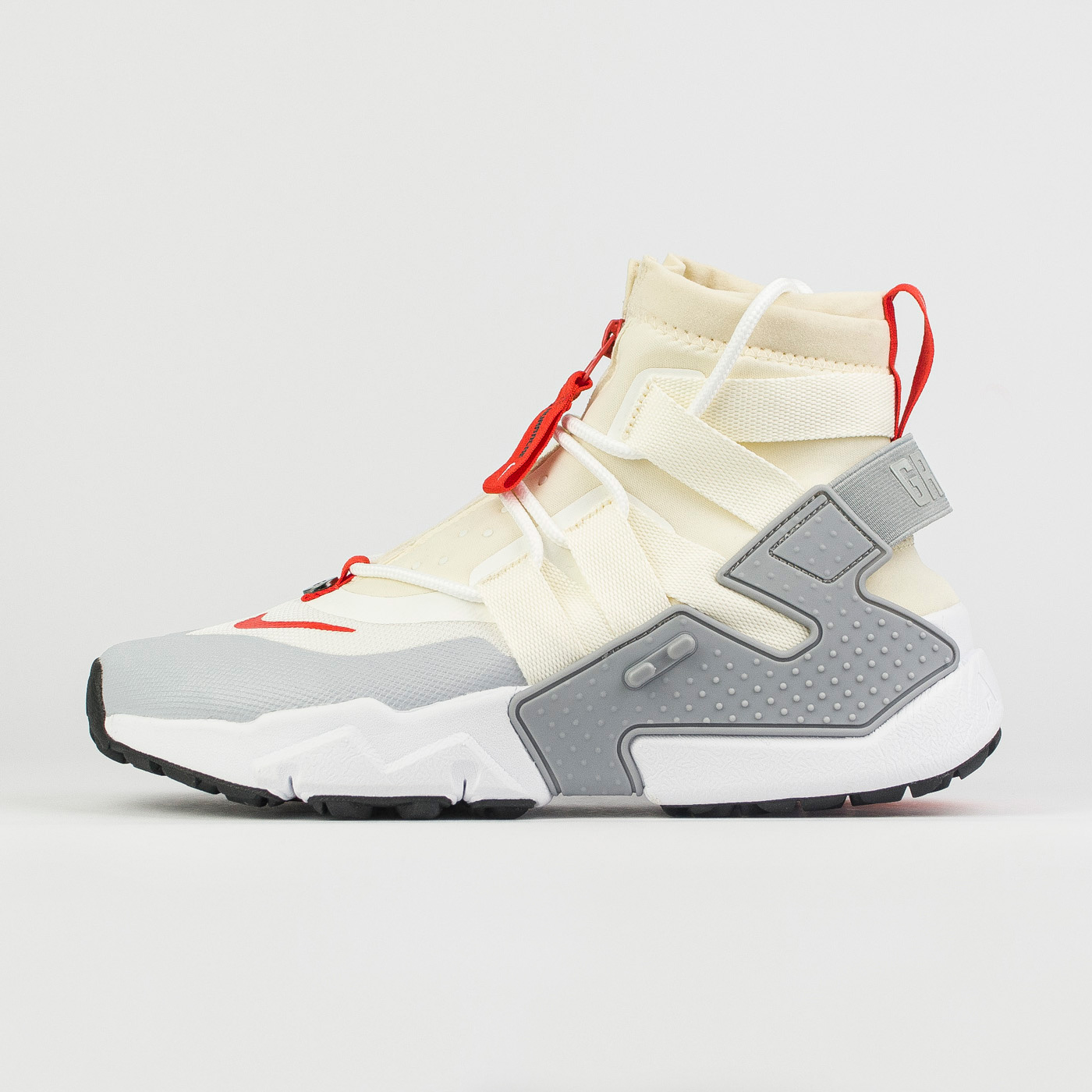 Nike air on sale huarache red grey