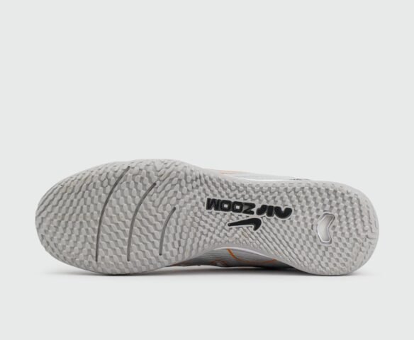 Бампы Nike Air Zoom Mercurial Vapor XV Pro IC Grey Gold. Вид 4