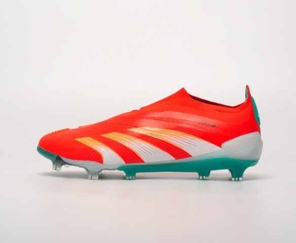 Футбольная обувь Adidas Predator Elite FG QW6. Вид 2
