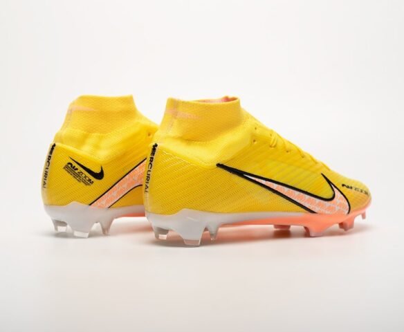 Футбольная обувь NIke Mercurial Vapor XV Elite FG желтые yellow. Вид 3