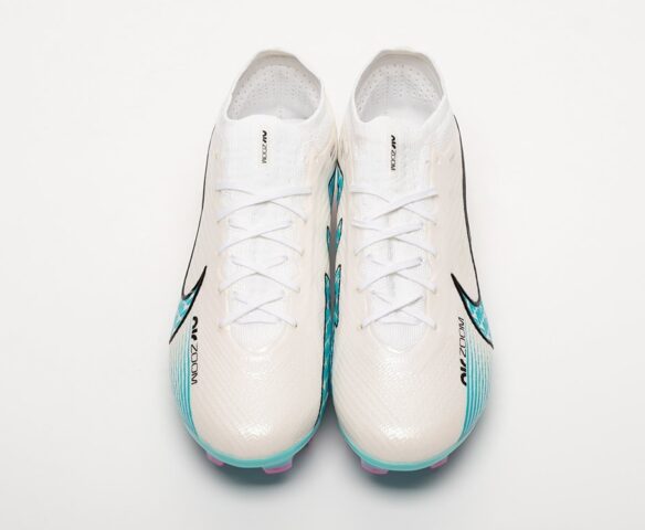 Футбольная обувь NIke Mercurial Vapor XV FG белые. Вид 6