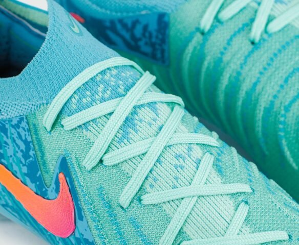 Nike Phantom GX II Elite LV8 FG Mint. Вид 5