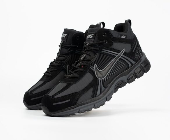 Зимние Nike Air Zoom Vomero 5 Mid черные