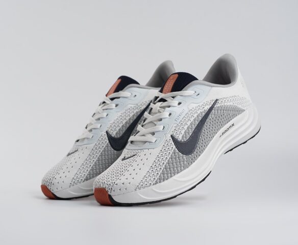 Nike Pegasus Plus белые 44627